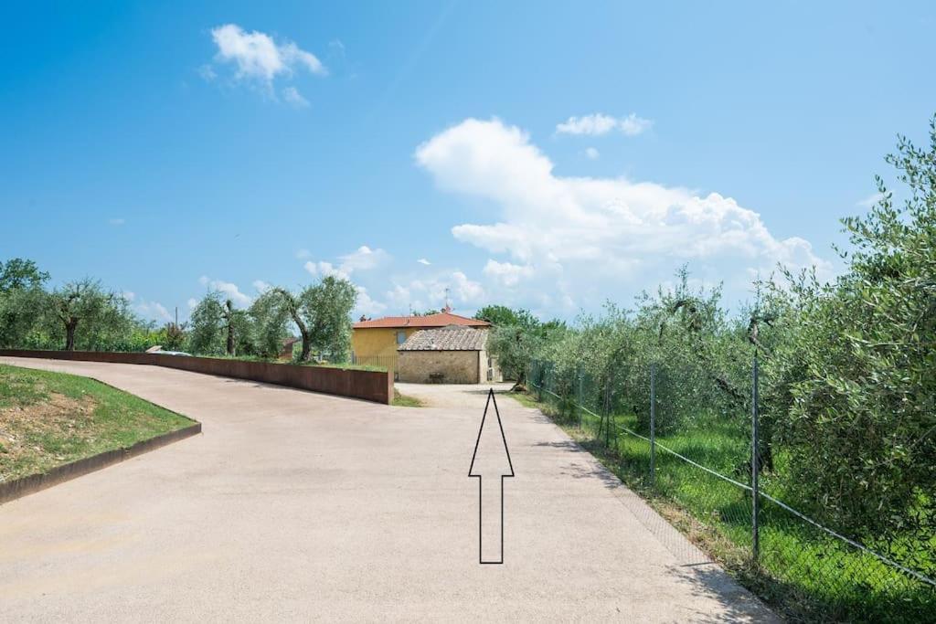 Appartamento Il Poggino 埃尔萨谷口村 外观 照片